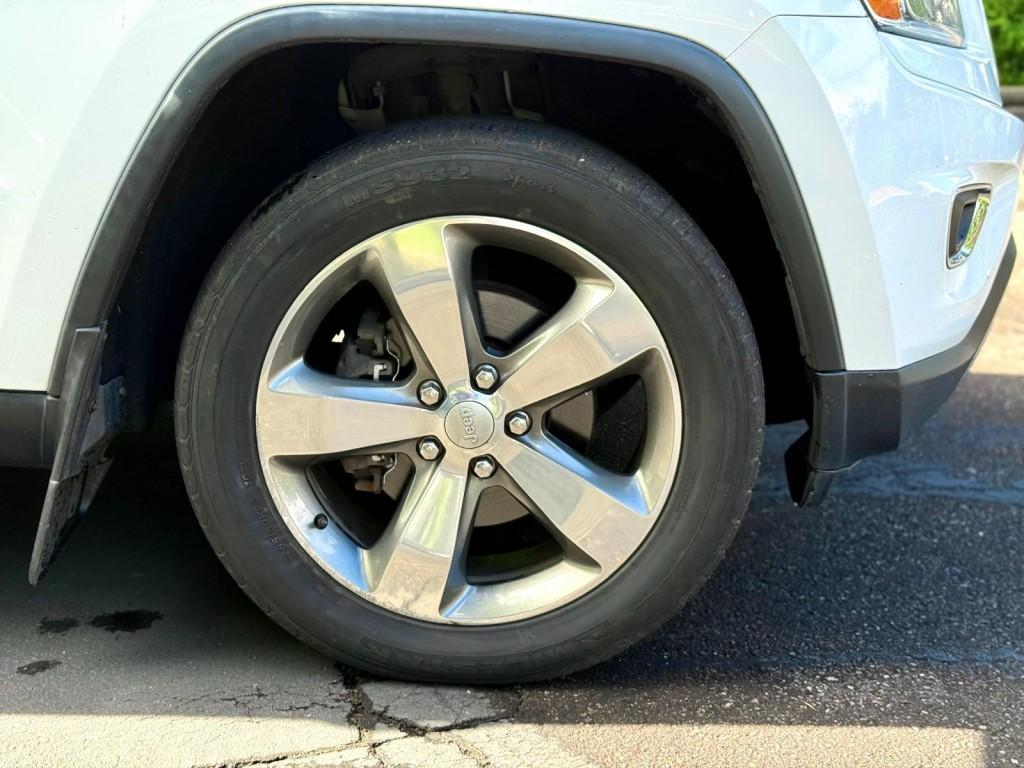 used 2014 Jeep Grand Cherokee car, priced at $9,979