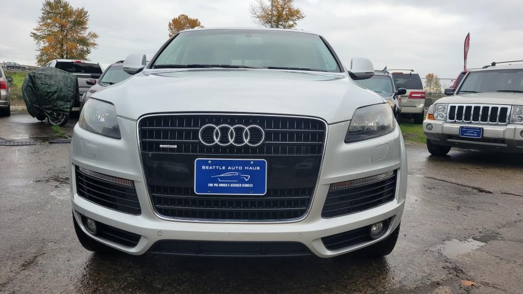 used 2009 Audi Q7 car, priced at $9,999