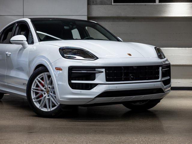 new 2025 Porsche Cayenne car, priced at $151,675