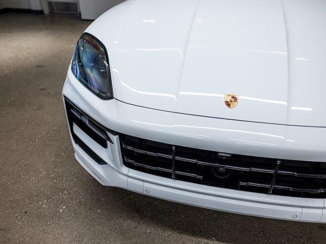 new 2025 Porsche Cayenne car, priced at $151,675