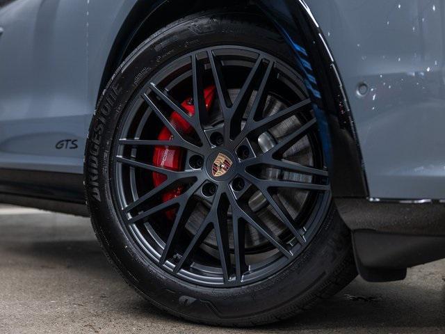 new 2026 Porsche Cayenne car, priced at $152,860