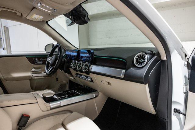 used 2022 Mercedes-Benz GLB 250 car, priced at $27,987