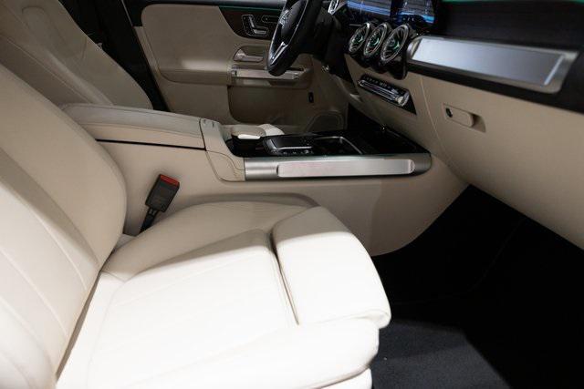 used 2022 Mercedes-Benz GLB 250 car, priced at $27,987