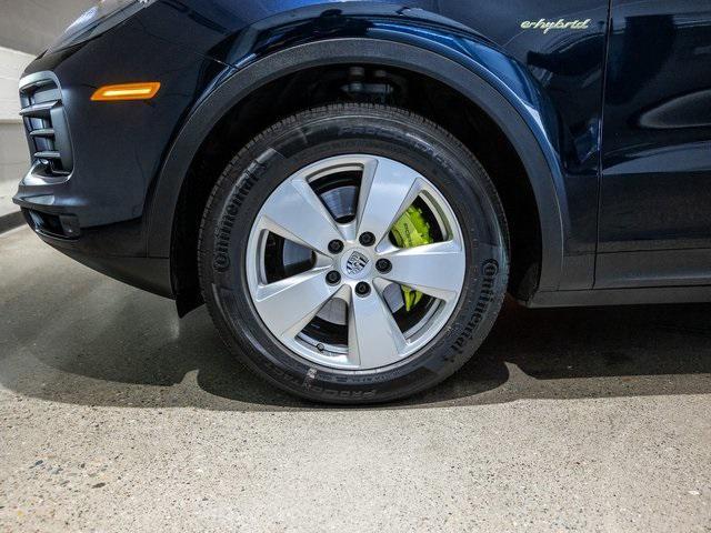 used 2022 Porsche Cayenne E-Hybrid car, priced at $70,899