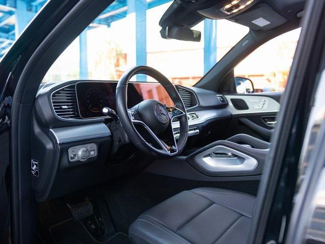 used 2024 Mercedes-Benz GLE 450 Plug-In Hybrid car, priced at $54,134