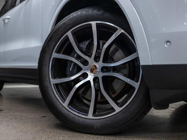 used 2025 Porsche Cayenne car, priced at $86,990