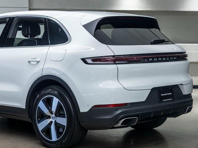 used 2025 Porsche Cayenne E-Hybrid car, priced at $112,990