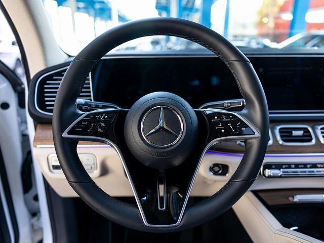 used 2025 Mercedes-Benz GLE 450e car, priced at $67,990
