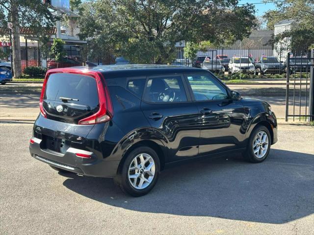 used 2020 Kia Soul car, priced at $10,900