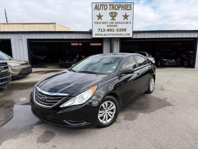 used 2013 Hyundai Sonata car, priced at $5,700