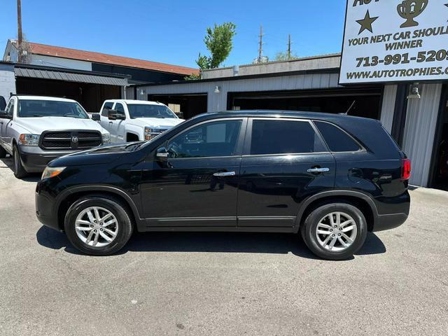 used 2014 Kia Sorento car, priced at $9,995