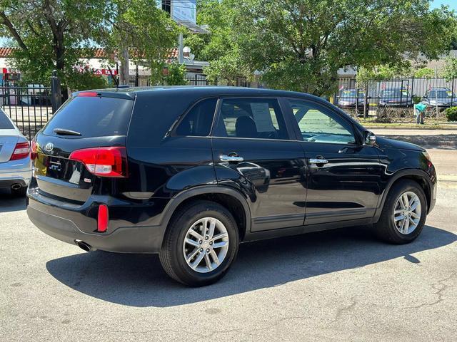 used 2014 Kia Sorento car, priced at $9,995