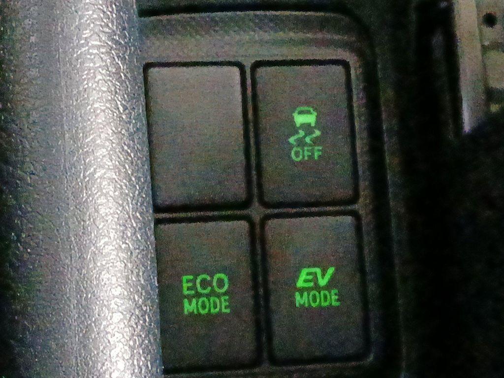 used 2015 Toyota Prius c car, priced at $17,900