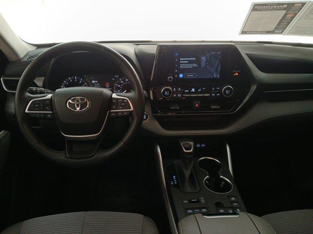 used 2023 Toyota Highlander car, priced at $38,995