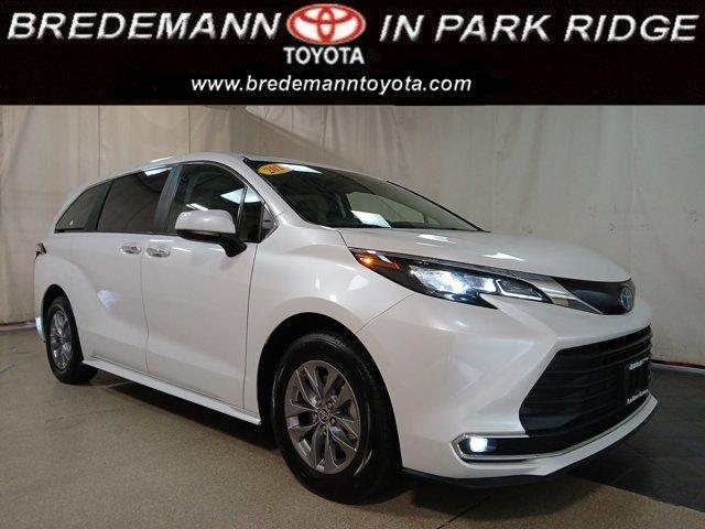 used 2024 Toyota Sienna car, priced at $49,995