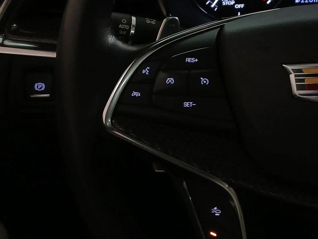 used 2021 Cadillac XT5 car, priced at $32,900