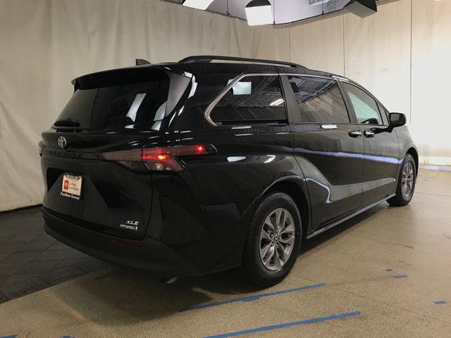 used 2023 Toyota Sienna car, priced at $47,900