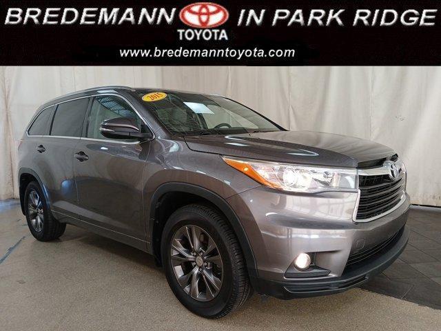 used 2015 Toyota Highlander car, priced at $22,999