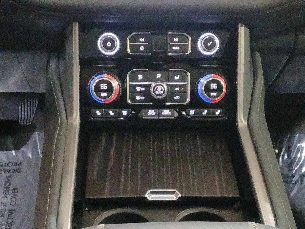 used 2022 GMC Yukon XL car, priced at $70,900