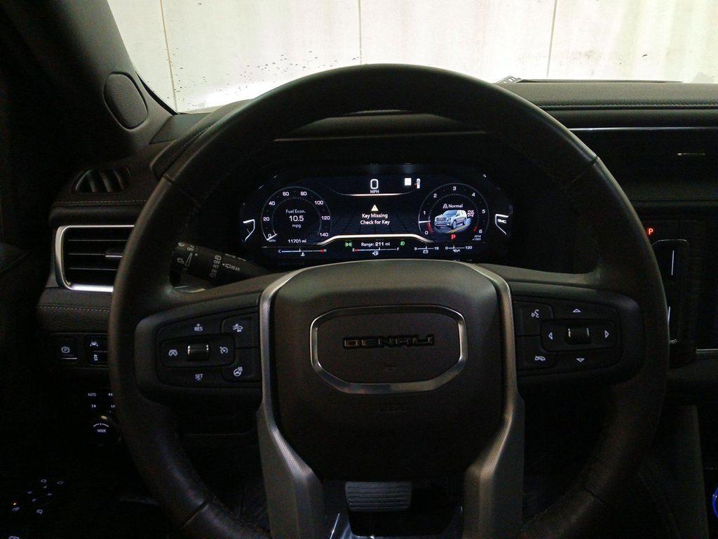 used 2022 GMC Yukon XL car, priced at $70,900