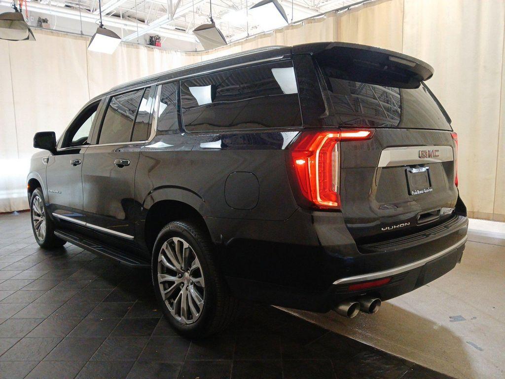 used 2022 GMC Yukon XL car, priced at $70,900