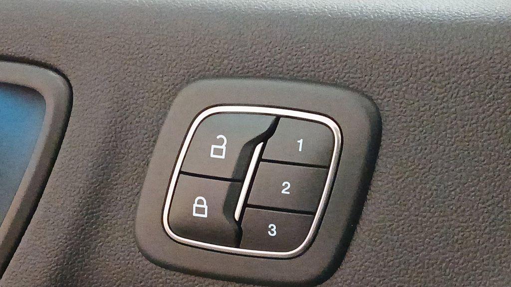 used 2022 Ford Escape car, priced at $26,499