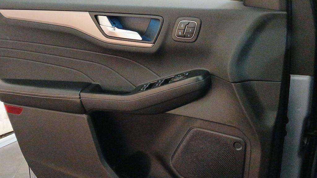 used 2022 Ford Escape car, priced at $26,499