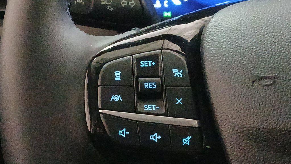 used 2022 Ford Escape car, priced at $26,499