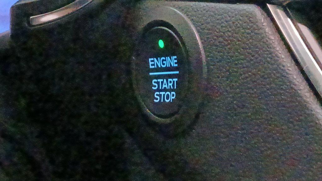 used 2022 Ford Escape car, priced at $26,499