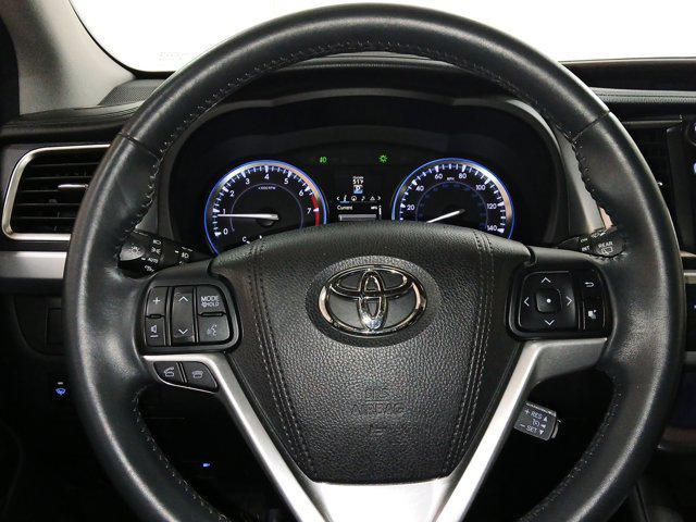 used 2016 Toyota Highlander car, priced at $25,900