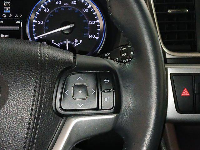 used 2016 Toyota Highlander car, priced at $25,900
