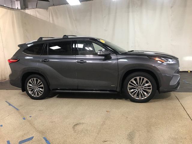 used 2022 Toyota Highlander Hybrid car, priced at $50,991