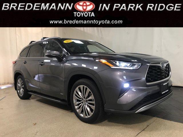 used 2022 Toyota Highlander Hybrid car, priced at $50,991