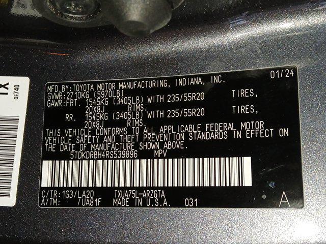used 2024 Toyota Highlander car, priced at $53,900