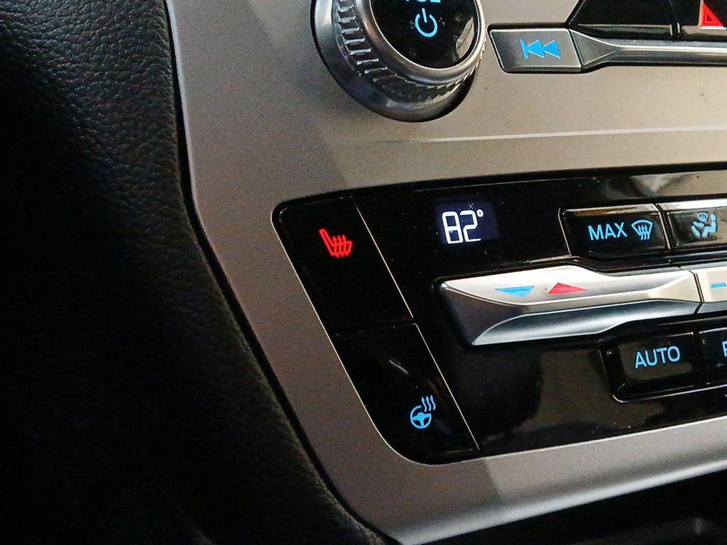 used 2021 Ford Explorer car, priced at $25,900