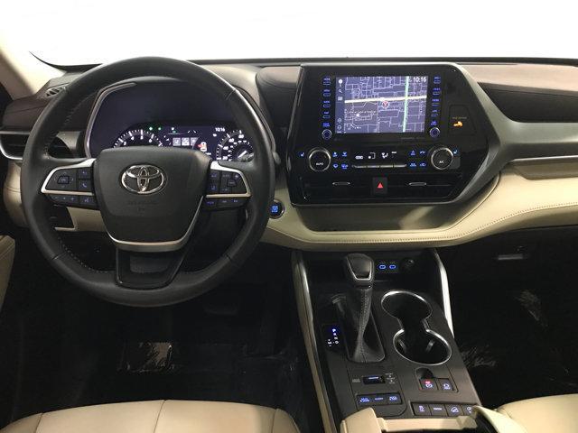 used 2022 Toyota Highlander car, priced at $40,995