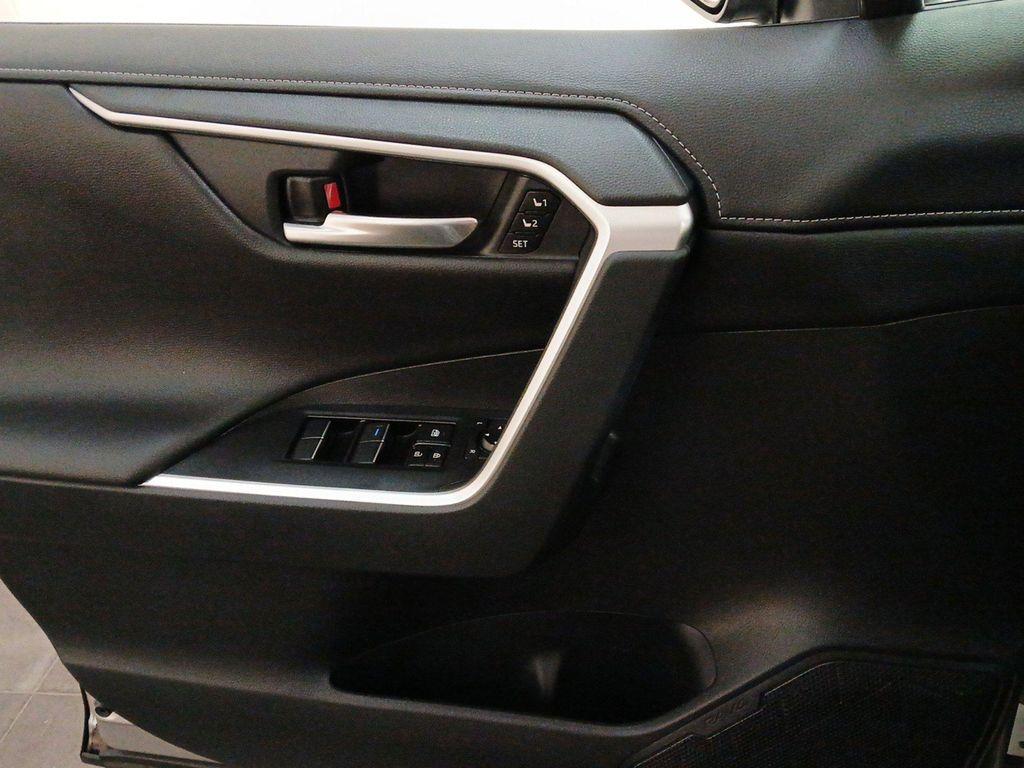 used 2019 Toyota RAV4 car, priced at $31,900