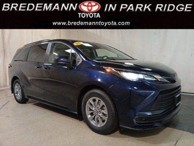 used 2022 Toyota Sienna car, priced at $37,999