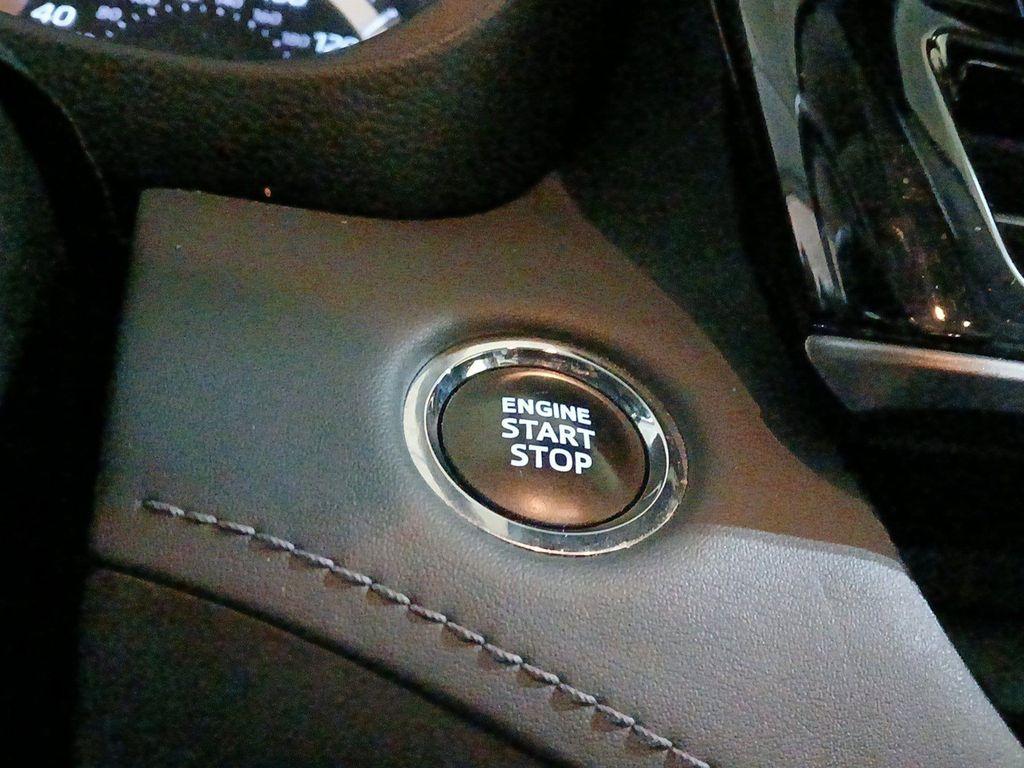 used 2023 Toyota Highlander car, priced at $30,900