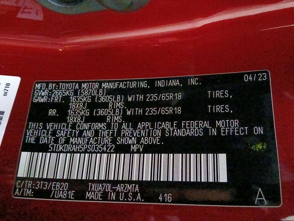 used 2023 Toyota Highlander car, priced at $30,900