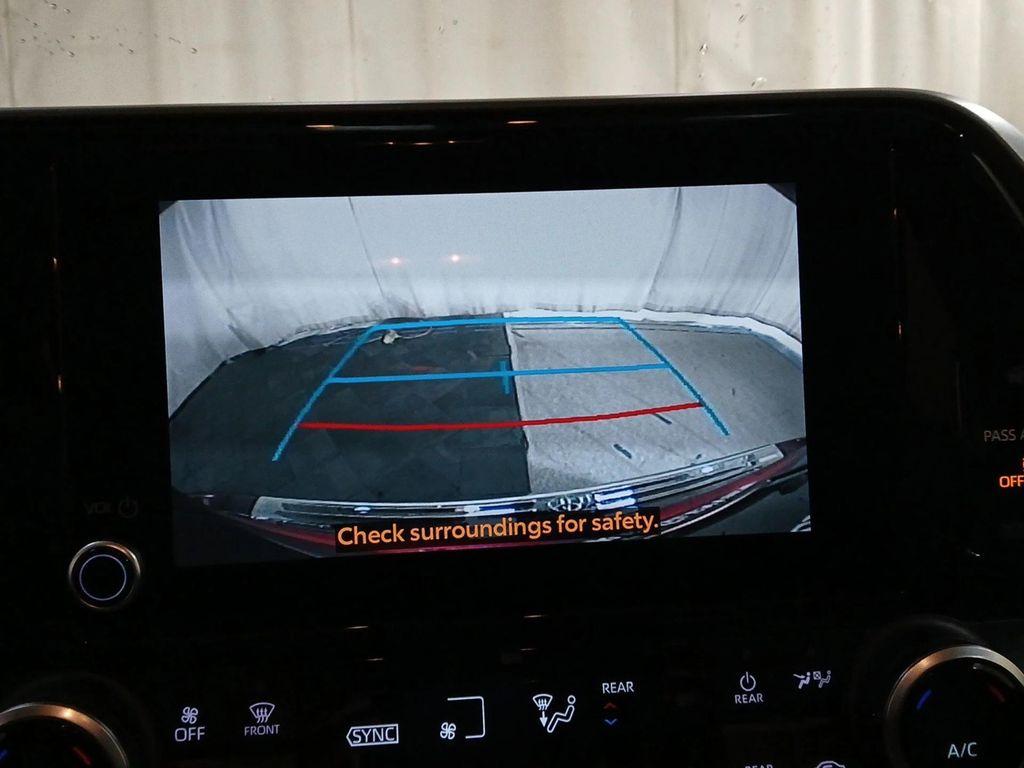 used 2023 Toyota Highlander car, priced at $30,900