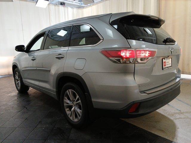 used 2015 Toyota Highlander car, priced at $22,400