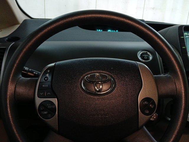 used 2004 Toyota Prius car, priced at $14,900