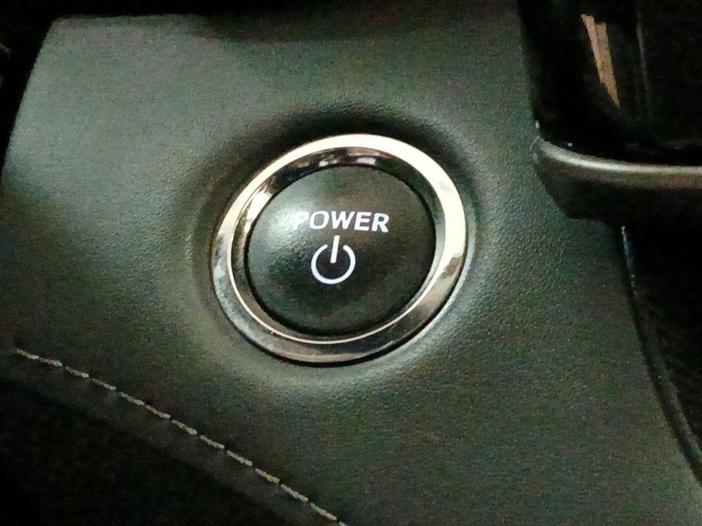 used 2023 Toyota Highlander Hybrid car, priced at $33,900