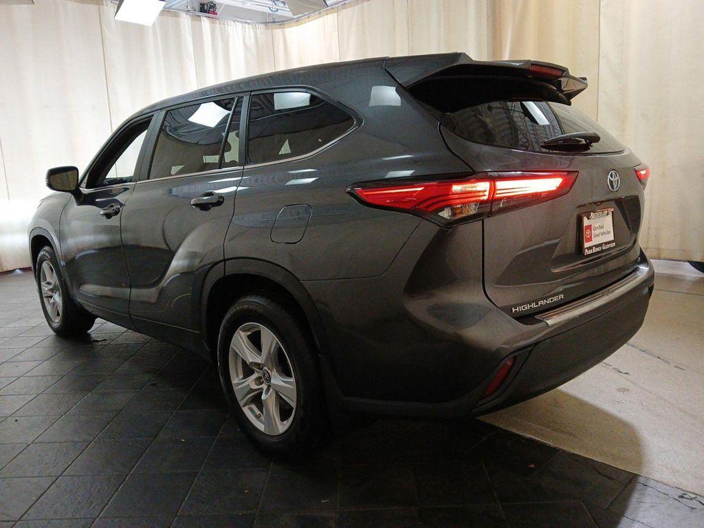 used 2023 Toyota Highlander Hybrid car, priced at $33,900