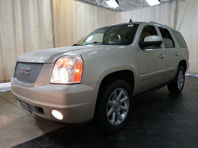 used 2013 GMC Yukon car, priced at $22,900