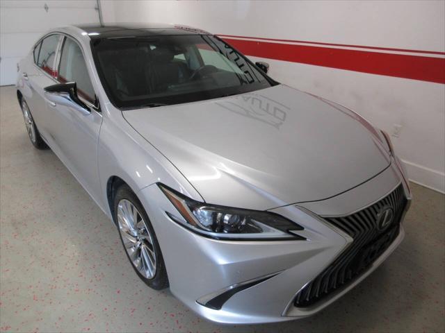 used 2019 Lexus ES 350 car, priced at $26,995