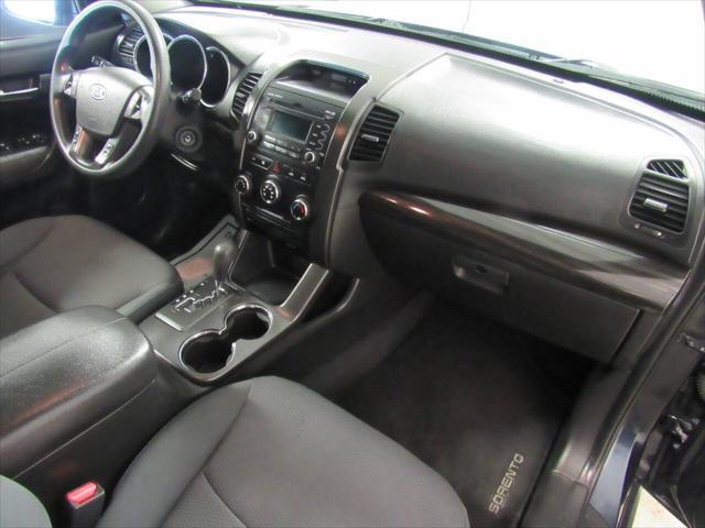 used 2013 Kia Sorento car, priced at $9,995
