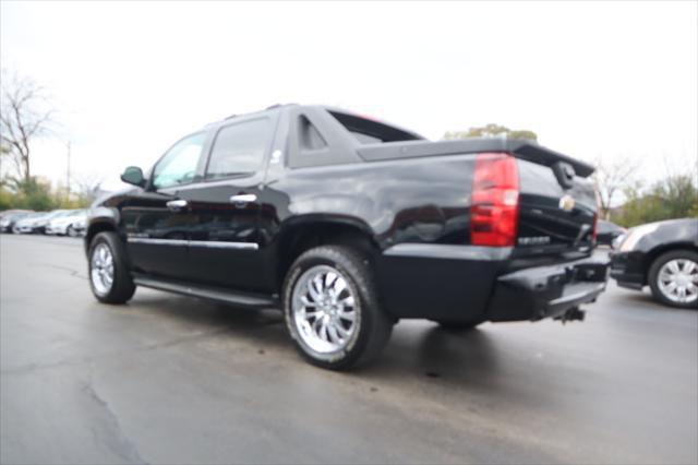 used 2010 Chevrolet Avalanche car, priced at $14,995