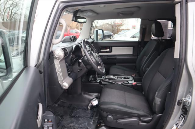 used 2010 Toyota FJ Cruiser car, priced at $14,995